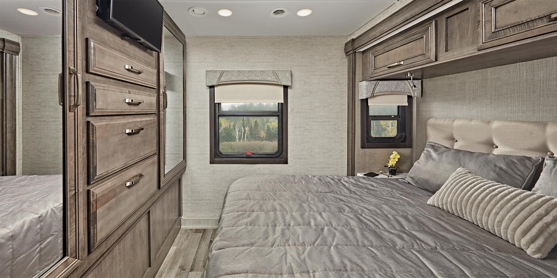 Greyhawk Prestige 29MVP Bedroom